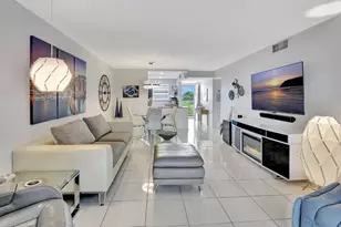 2615 NE 3rd Ct, Boynton Beach, FL 33435 - Photo 1