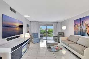 2615 NE 3rd Ct, Boynton Beach, FL 33435 - Photo 13