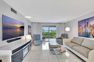 2615 NE 3rd Ct, Boynton Beach, FL 33435 - Photo 13