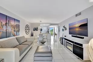 2615 NE 3rd Ct, Boynton Beach, FL 33435 - Photo 3