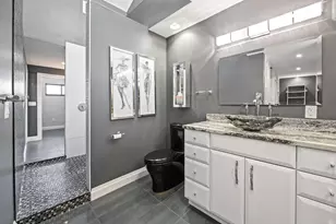 8 Portside Dr, Fort Lauderdale, FL 33316 - Photo 33