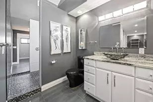 8 Portside Dr, Fort Lauderdale, FL 33316 - Photo 33