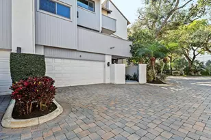 8 Portside Dr, Fort Lauderdale, FL 33316 - Photo 5