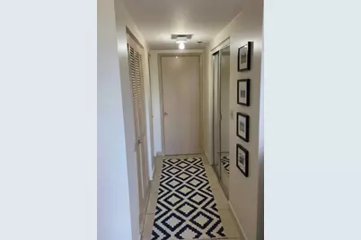 901 Hillcrest Drive #307, Hollywood, FL 33021 - Photo 9