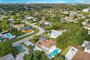 20335 NE 13th Ct, Miami, FL 33179 - Photo 41