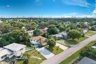 20335 NE 13th Ct, Miami, FL 33179 - Photo 37