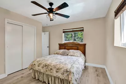 1240 SW 4th Avenue, Pompano Beach, FL 33060 - Photo 37