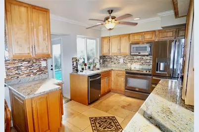 1240 SW 4th Avenue, Pompano Beach, FL 33060 - Photo 13