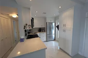 3209 S Ocean Dr Unit, Hallandale Beach, FL 33009 - Photo 3