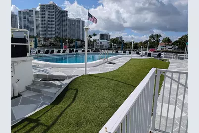 3209 S Ocean Drive #4E, Hallandale Beach, FL 33009 - Photo 15