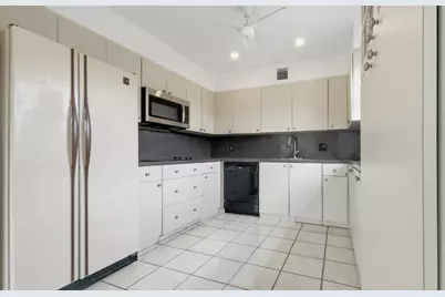 101 SW 132nd Way #418J, Hollywood, FL 33027 - Photo 5