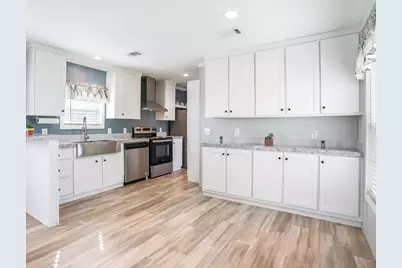 5681 SW Cypress Drive, Fort Lauderdale, FL 33312 - Photo 5