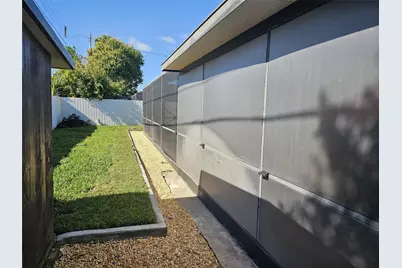 7774 Orleans Street, Miramar, FL 33023 - Photo 31