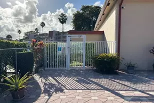 1000 Country Club Dr, Margate, FL 33063 - Photo 43