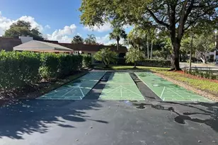 1000 Country Club Dr, Margate, FL 33063 - Photo 31