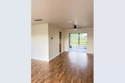 6875 NW 15th Street, Margate, FL 33063 - Photo 5