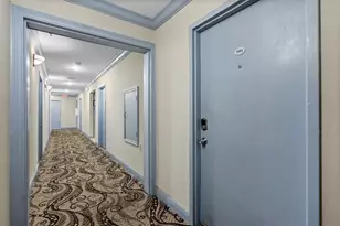 530 Ocean Dr, Miami Beach, FL 33139 - Photo 23