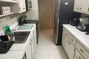 251 174th St Unit, Sunny Isles Beach, FL 33160 - Photo 5