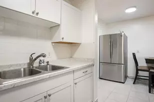 [Address not provided], Hallandale Beach, FL 33009 - Photo 13