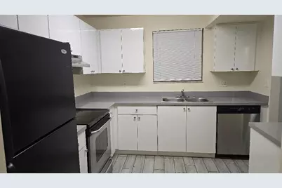 2810 Riverside Drive #202, Coral Springs, FL 33065 - Photo 7