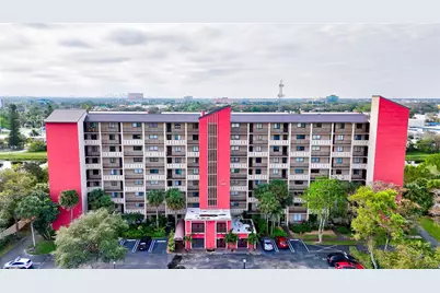 2200 S Cypress Bend Drive #702, Pompano Beach, FL 33069 - Photo 21