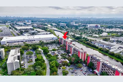 2200 S Cypress Bend Drive #702, Pompano Beach, FL 33069 - Photo 29
