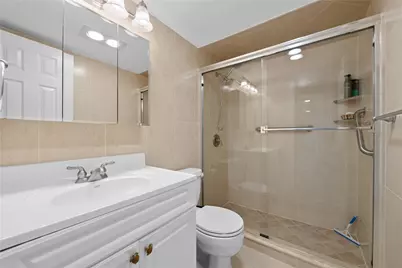 243 N Farnham K #243, Deerfield Beach, FL 33442 - Photo 13