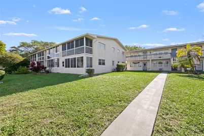 243 N Farnham K #243, Deerfield Beach, FL 33442 - Photo 3
