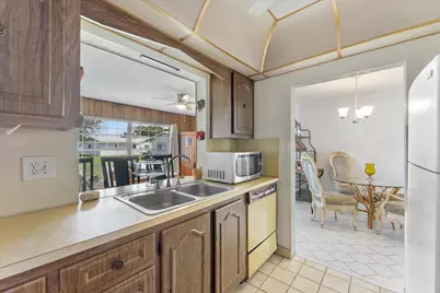 1540 NW 85th Avenue, Plantation, FL 33322 - Photo 9