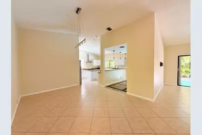 71 Laredo Lane, Boca Raton, FL 33487 - Photo 5