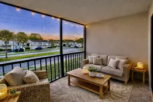 8060 N Colony Cir, Tamarac, FL 33321 - Photo 5