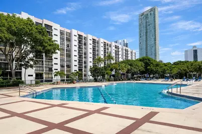 16919 N Bay Road #911, Sunny Isles Beach, FL 33160 - Photo 37
