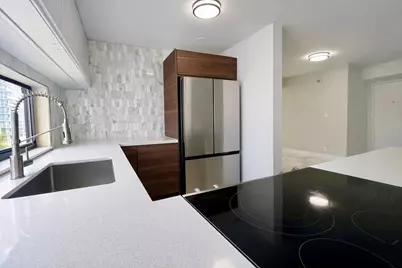 16919 N Bay Road #911, Sunny Isles Beach, FL 33160 - Photo 13