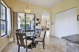 8541 NW 38th St, Cooper City, FL 33024 - Photo 15