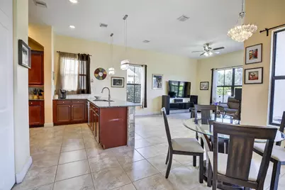 8541 NW 38th Street, Cooper City, FL 33024 - Photo 13