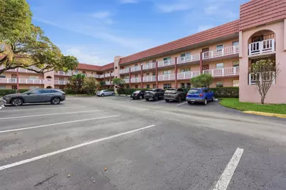 9460 Sunrise Lakes Boulevard #112, Sunrise, FL 33322 - Photo 21
