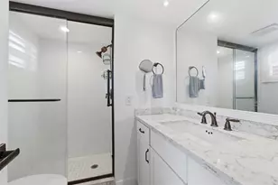 9460 Sunrise Lakes Blvd, Sunrise, FL 33322 - Photo 13