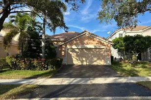 1572 Banyan Way, Weston, FL 33327 - Photo 1