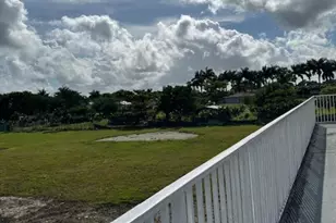 24001 SW 202nd Ave, Homestead, FL 33031 - Photo 9