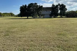 24001 SW 202nd Ave, Homestead, FL 33031 - Photo 3