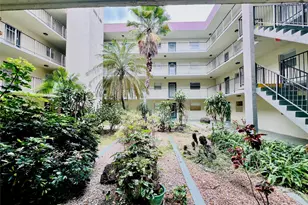 1810 N Lauderdale Ave, North Lauderdale, FL 33068 - Photo 13