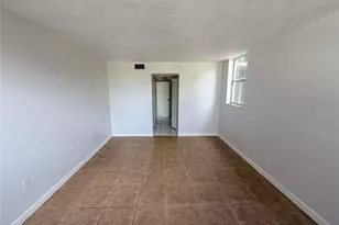 1810 N Lauderdale Ave, North Lauderdale, FL 33068 - Photo 7