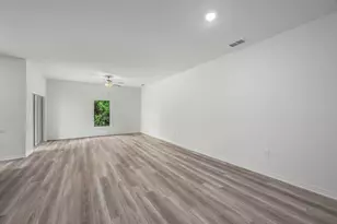 7705 105th Ct, Vero Beach, FL 32967 - Photo 25