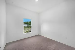 7705 105th Ct, Vero Beach, FL 32967 - Photo 11