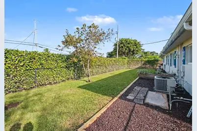 7981 Edgewater Drive, West Palm Beach, FL 33406 - Photo 29