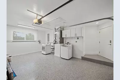 7981 Edgewater Drive, West Palm Beach, FL 33406 - Photo 19