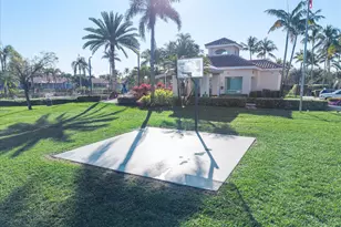 1043 Laguna Springs Dr, Weston, FL 33326 - Photo 43