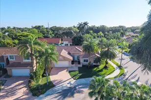 1043 Laguna Springs Dr, Weston, FL 33326 - Photo 3