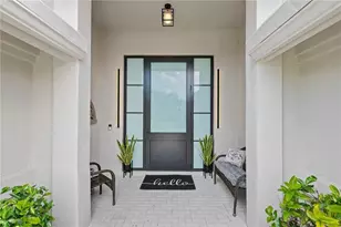 10270 Silver Lake Dr, Boca Raton, FL 33428 - Photo 3