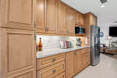 10270 Silver Lake Drive, Boca Raton, FL 33428 - Photo 11